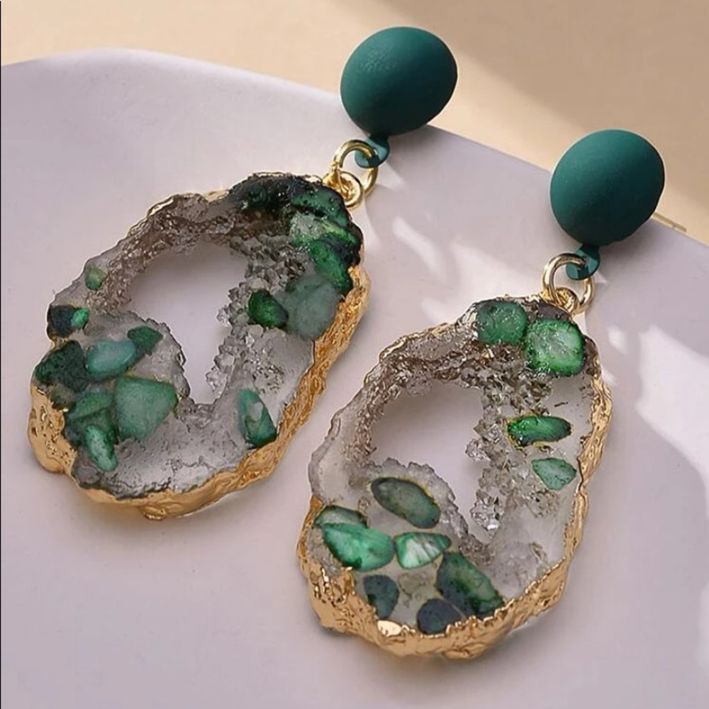 Resin drop earrings